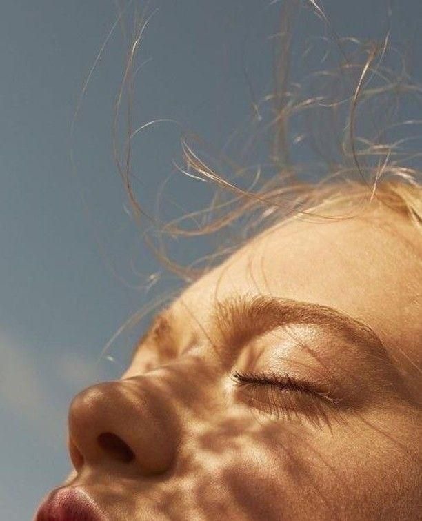 The Science of Healthy Glowing Skin — Why Hydration, Texture, and Skin Quality Matter More Than Heavy Makeup
